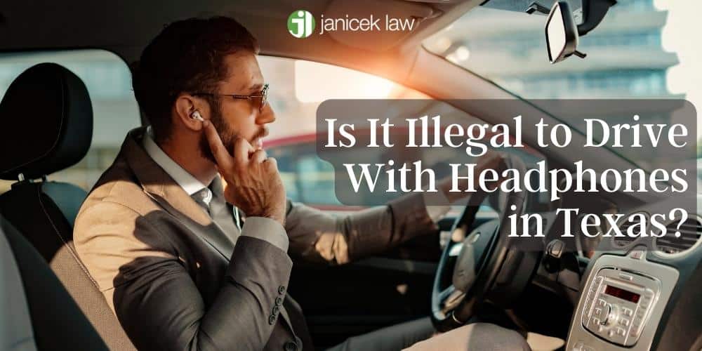 ¿Es ilegal conducir con auriculares en Texas?